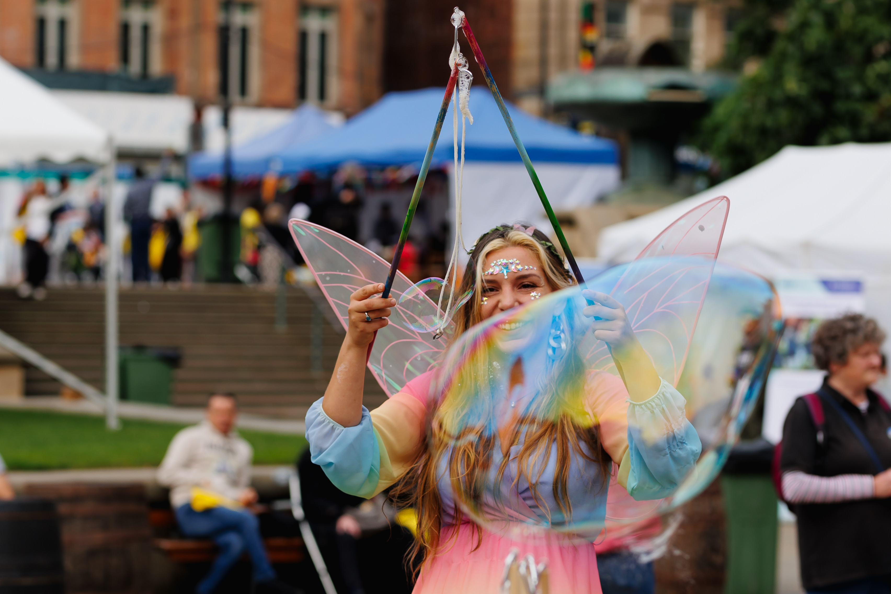 Bubbleology entertaining festival goers