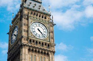 A picture of Big Ben surrounded by blue sky